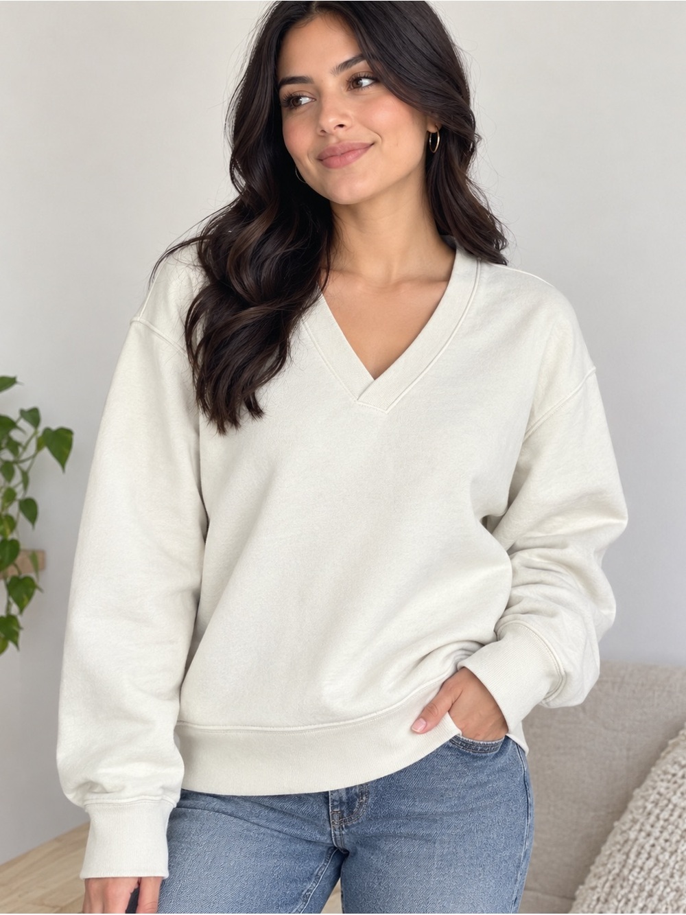 Champion Cream V-Neck Sweatshirt Loose Fit Pullover Size S NWT Pockets